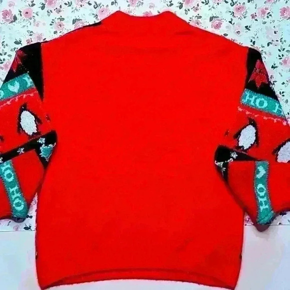 H&M Crewneck Christmas Sweater - Picture 5 of 6